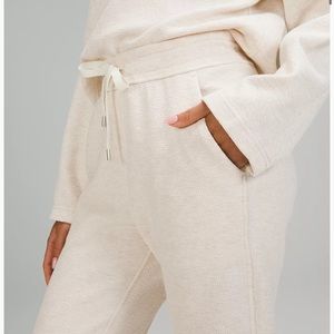 Lululemon Ribbed HR 7/8 Jogger 12 NWT